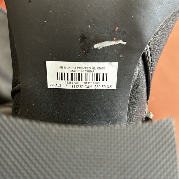 Brand new zip up black knee high chunk heel boot size 7 with wide calf - Picture 4 of 5